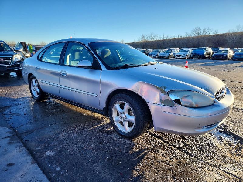 Photo 4 from auction – 2001 FORD TAURUS SES with VIN 1FAFP55UX1A145739