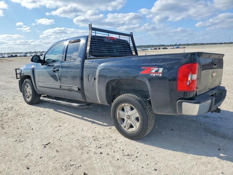 Photo 2 from auction – 2010 CHEVROLET SILVERADO with VIN 1GCSKTE3XAZ157006