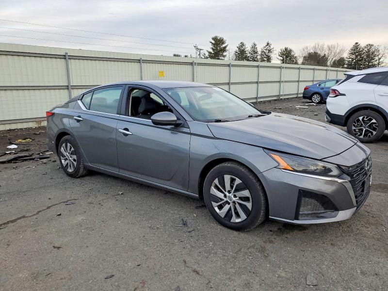 Photo 4 from auction – 2023 NISSAN ALTIMA with VIN 1N4BL4BV1PN389296