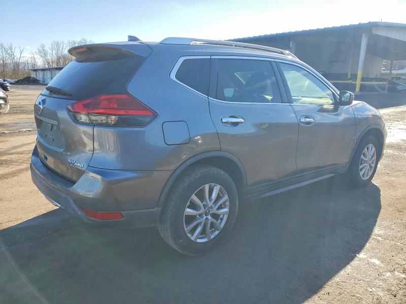 Photo 3 from auction – 2017 NISSAN ROGUE S with VIN KNMAT2MV5HP576795