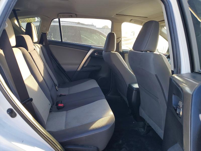 Photo 10 from auction – 2014 TOYOTA RAV4 XLE with VIN JTMWFREV0ED028933