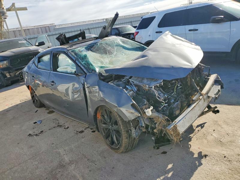 Photo 4 from auction – 2023 NISSAN MAXIMA with VIN 1N4AA6EV0PC505754