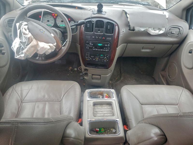 Photo 8 from auction – 2001 DODGE GRAND CARA with VIN 2B8GP54L81R139002