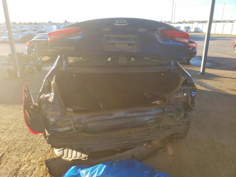 Photo 6 from auction – 2017 KIA FORTE LX with VIN 3KPFK4A76HE125708