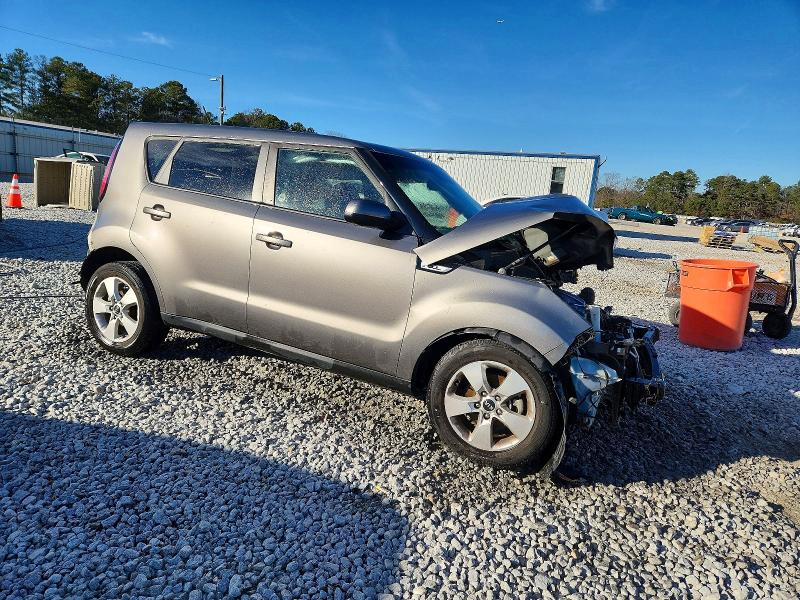 Photo 4 from auction – 2017 KIA SOUL with VIN KNDJN2A26H7468903