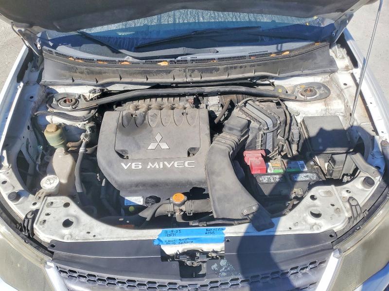 Photo 12 from auction – 2007 MITSUBISHI OUTLANDER with VIN JA4MS31X17Z009010