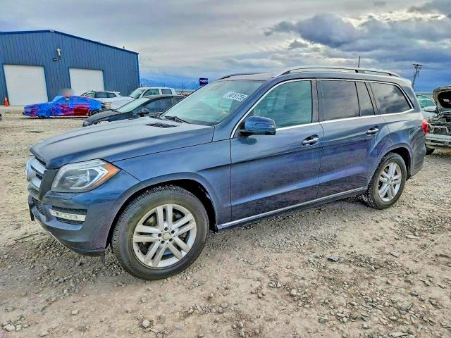 MERCEDES-BENZ GL 450 4MA 2015 with VIN 4JGDF6EE2FA557868 - Photo from auction