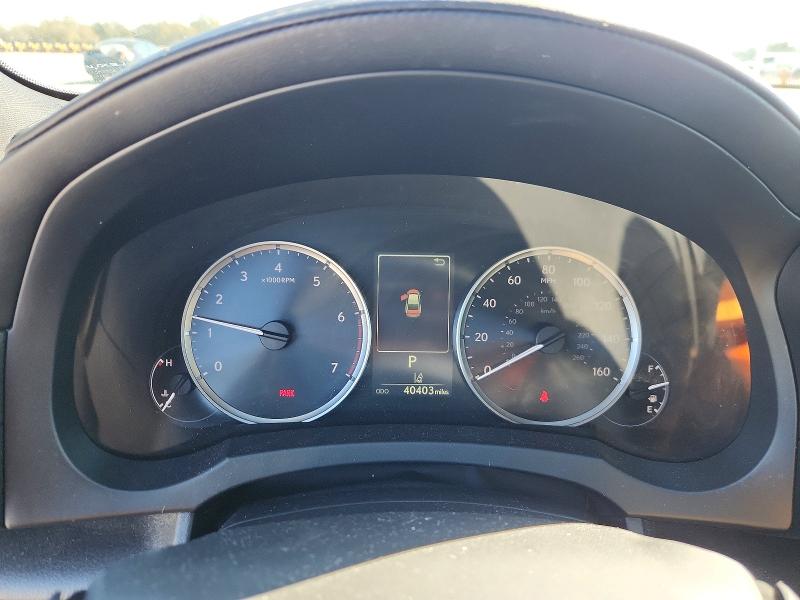Photo 9 from auction – 2022 LEXUS IS 300 with VIN JTHAA1D27N5120373