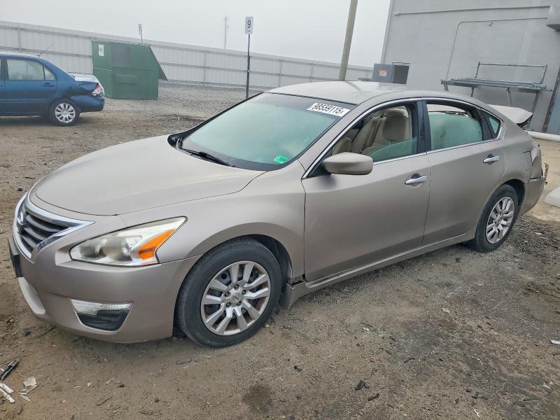 NISSAN ALTIMA 2.5 2014 with VIN 1N4AL3AP2EC107684 - Photo from auction