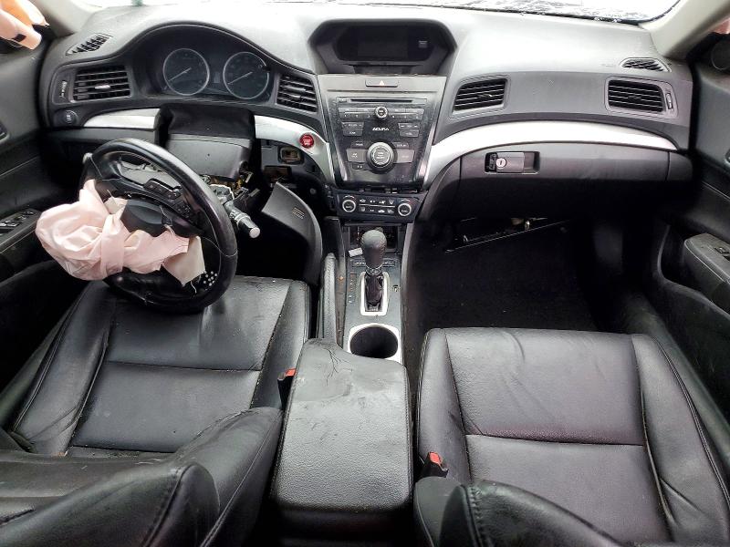 Photo 8 from auction – 2017 ACURA ILX BASE W with VIN 19UDE2F38HA007074