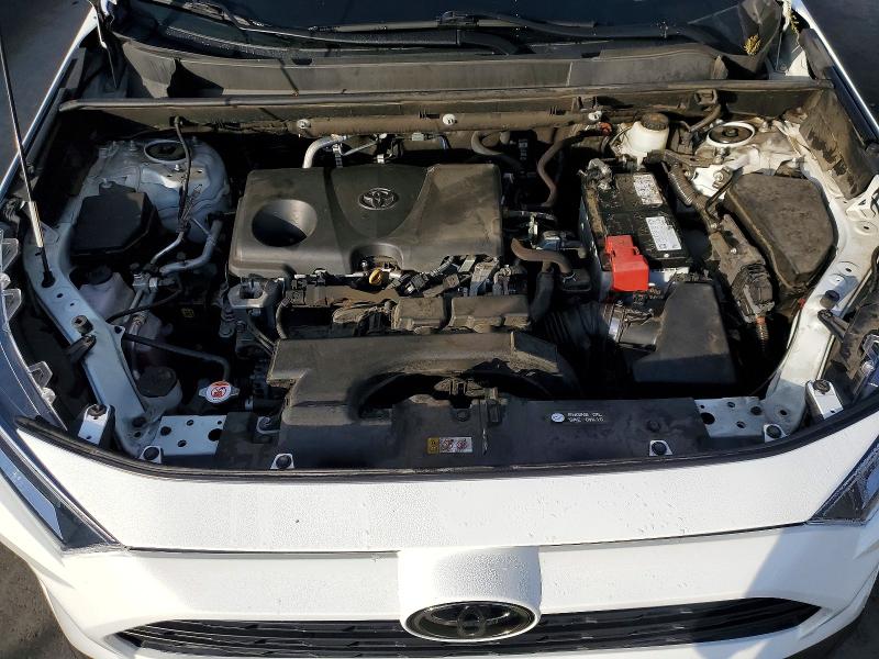 Photo 12 from auction – 2021 TOYOTA RAV4 with VIN 2T3P1RFV2MC242598