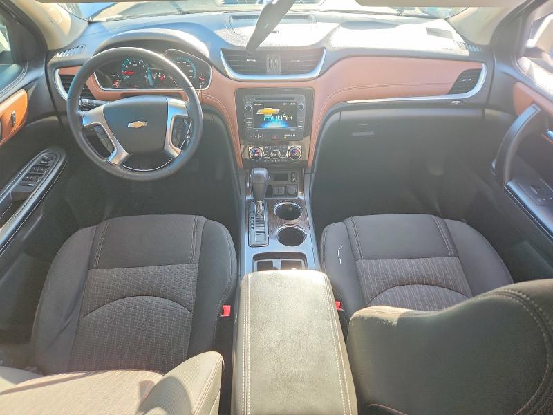 Photo 8 from auction – 2016 CHEVROLET TRAVERSE L with VIN 1GNKVGKD5GJ179439