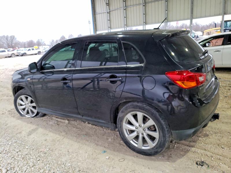 Photo 2 from auction – 2015 MITSUBISHI OUTLANDER with VIN 4A4AR4AU8FE057926