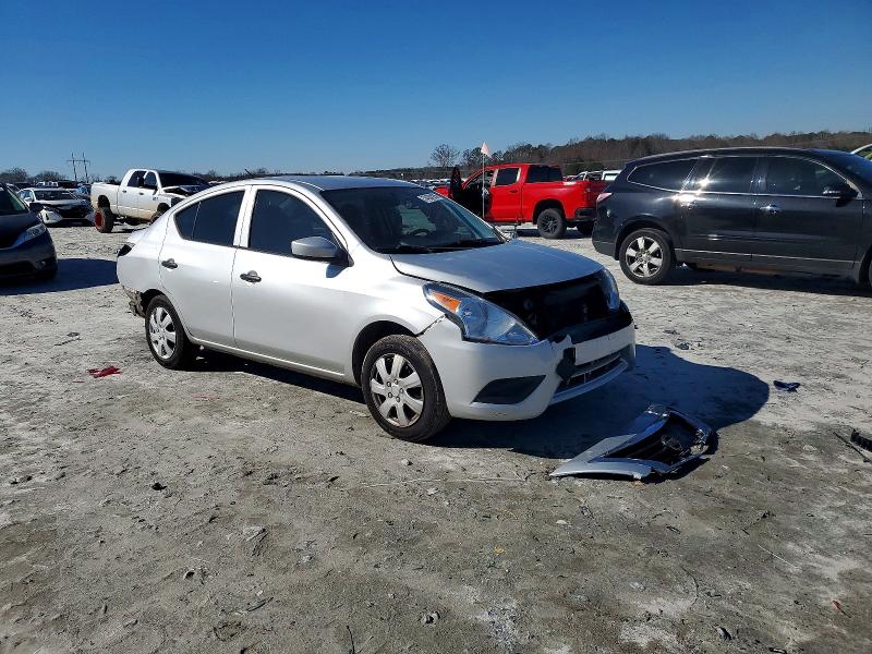 Foto 4 de la subasta – 2017 NISSAN VERSA S con VIN 3N1CN7AP2HL879926