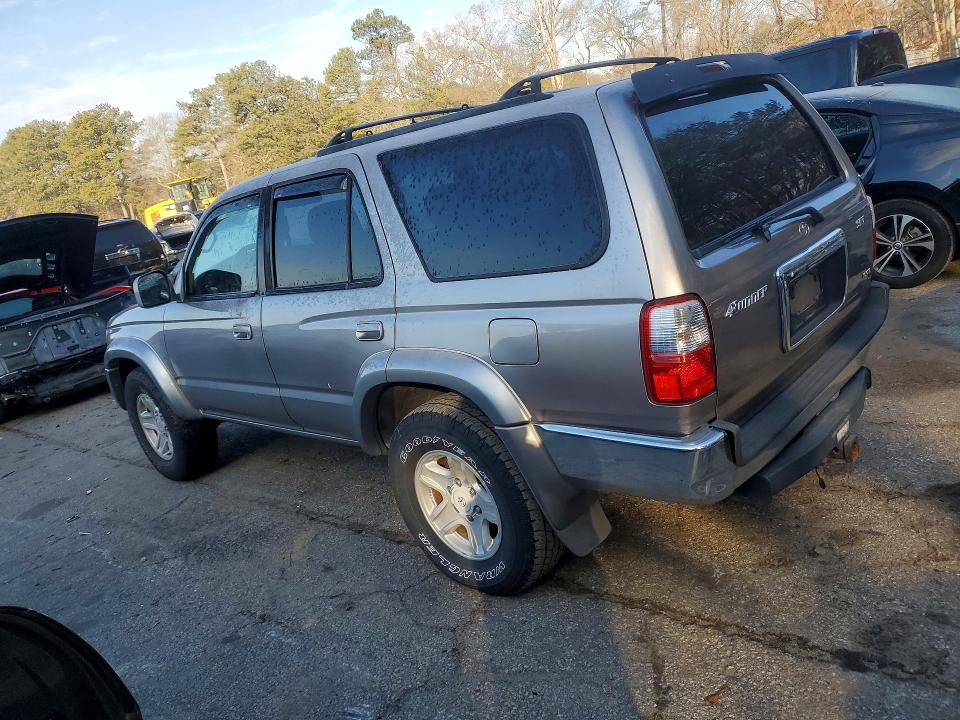 Photo 2 from auction – 2002 TOYOTA 4RUNNER SR with VIN JT3GN86RX20255721