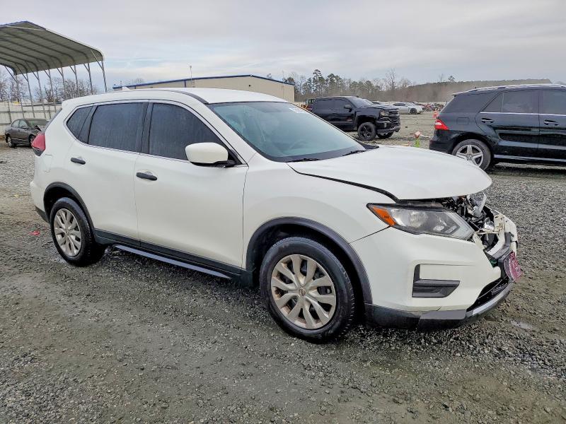 Photo 4 from auction – 2018 NISSAN ROGUE S with VIN KNMAT2MT2JP622524