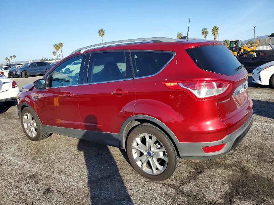 Photo 2 from auction – 2015 FORD ESCAPE with VIN 1FMCU0J93FUA52654