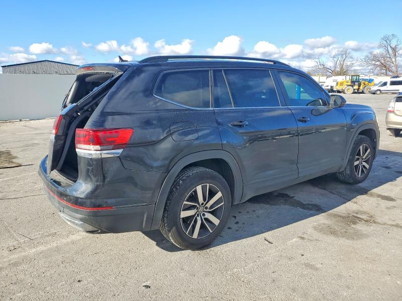 Photo 3 from auction – 2022 VOLKSWAGEN ATLAS with VIN 1V2DP2CA1NC535999