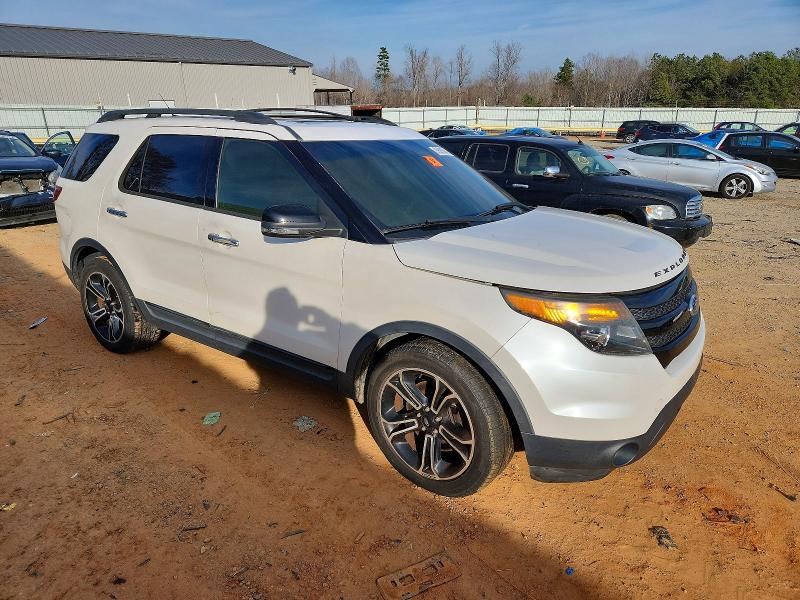 Photo 4 from auction – 2013 FORD EXPLORER S with VIN 1FM5K8GT6DGB51271