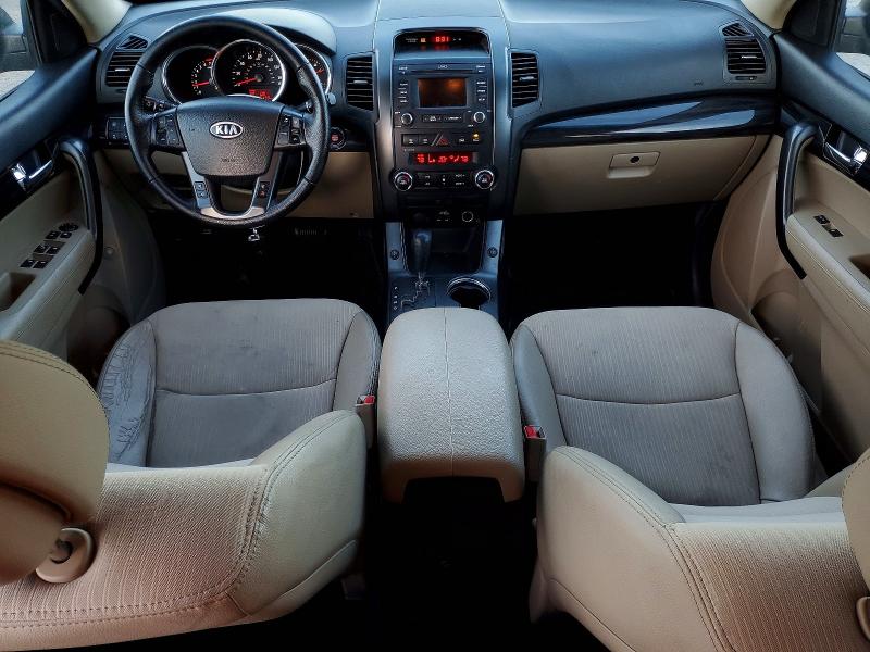 Photo 8 from auction – 2012 KIA SORENTO EX with VIN 5XYKUCA65CG220346