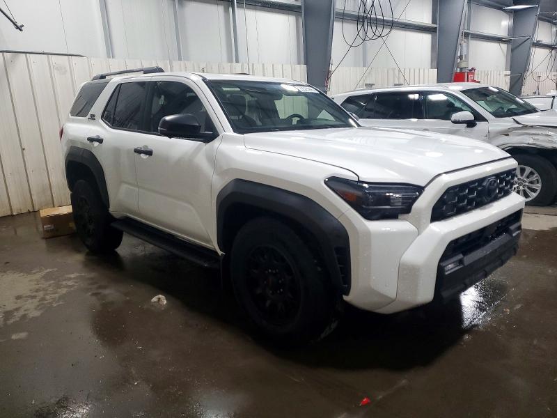 Photo 4 from auction – 2025 TOYOTA 4RUNNER SR with VIN JTEVA5BR3S5002726