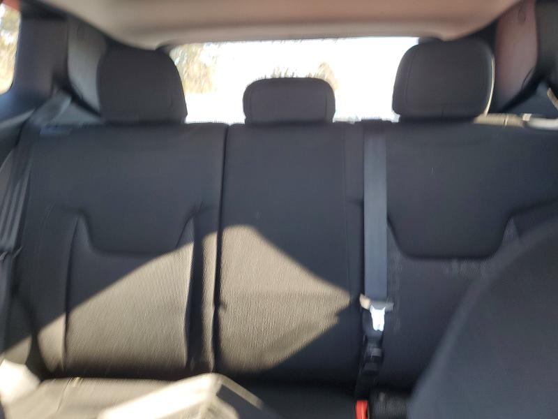 Photo 10 from auction – 2015 JEEP RENEGADE with VIN ZACCJBBTXFPB48088