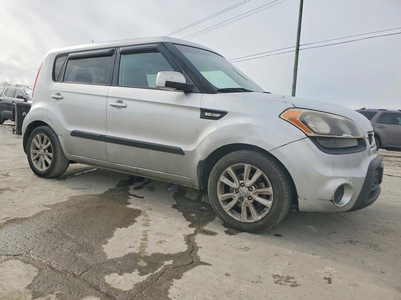 Photo 4 from auction – 2013 KIA SOUL with VIN KNDJT2A54D7767137