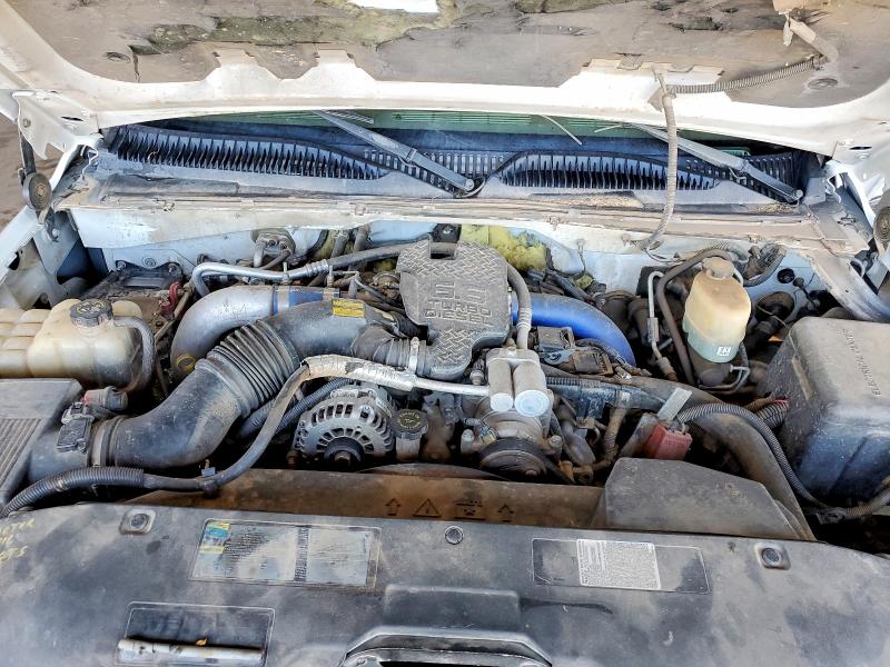 Photo 11 from auction – 2002 CHEVROLET SILVERADO with VIN 1GCHK23122F177260
