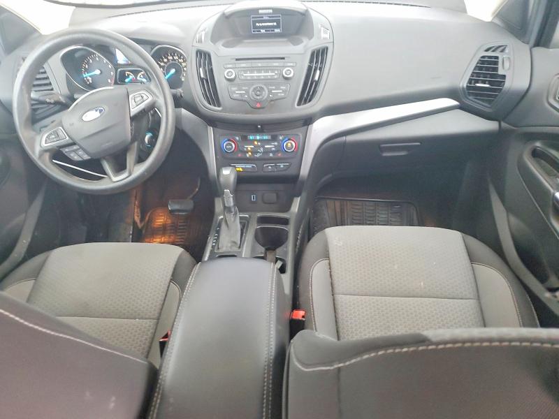 Photo 8 from auction – 2017 FORD ESCAPE SE with VIN 1FMCU9GD9HUB92713