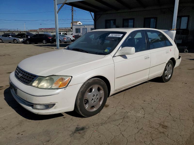 TOYOTA AVALON XL 2004 с VIN 4T1BF28B24U362060 - Фото с аукциона