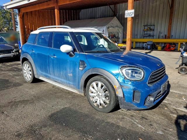 Photo 4 from auction – 2021 MINI COOPER COU with VIN WMZ43BR07M3M89623