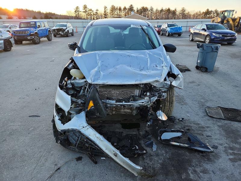 Photo 5 from auction – 2018 FORD ESCAPE S with VIN 1FMCU0F71JUB92329