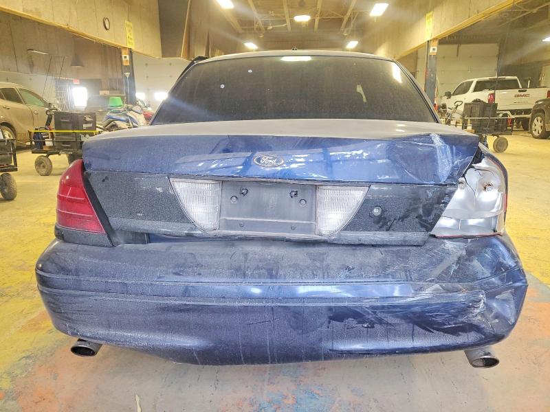 Photo 6 from auction – 2005 FORD CROWN VICTORIA with VIN 2FAFP71WX5X169846