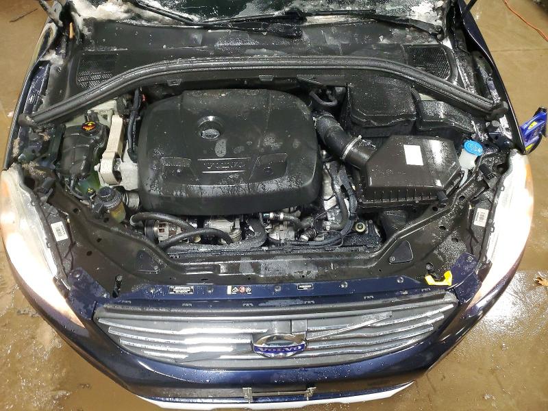 Photo 11 from auction – 2017 VOLVO XC60 T5 IN with VIN YV440MRU5H2005321