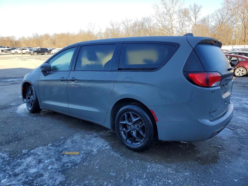 Photo 2 from auction – 2020 CHRYSLER PACIFICA with VIN 2C4RC1FG4LR247928