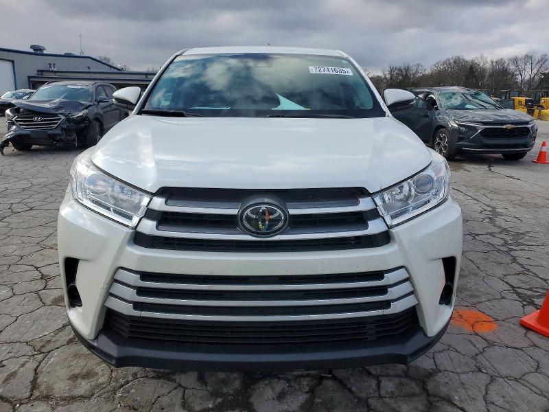 Photo 5 from auction – 2018 TOYOTA HIGHLANDER with VIN 5TDZARFH3JS041694