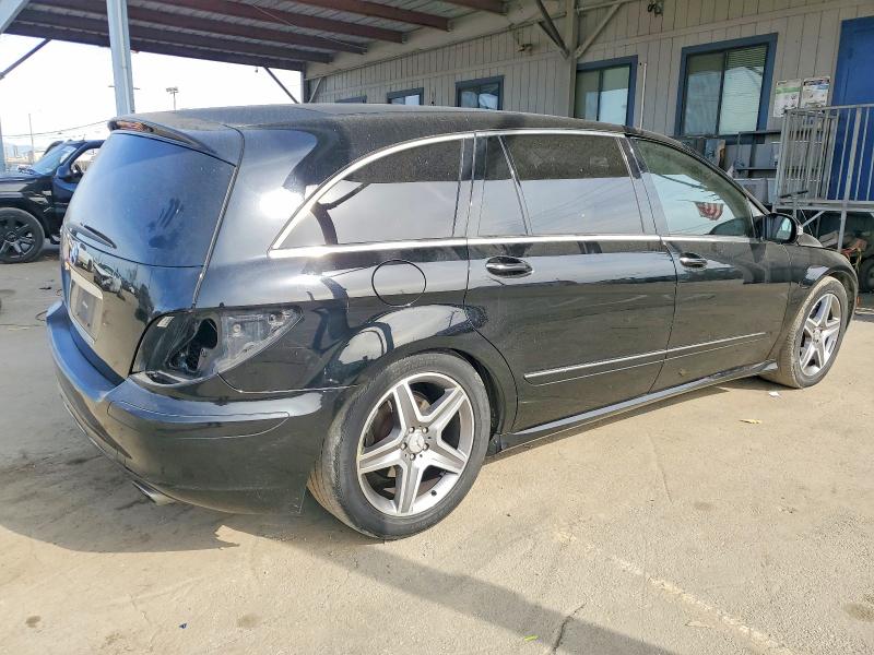 Photo 3 from auction – 2006 MERCEDES-BENZ R 500 with VIN 4JGCB75E86A017938