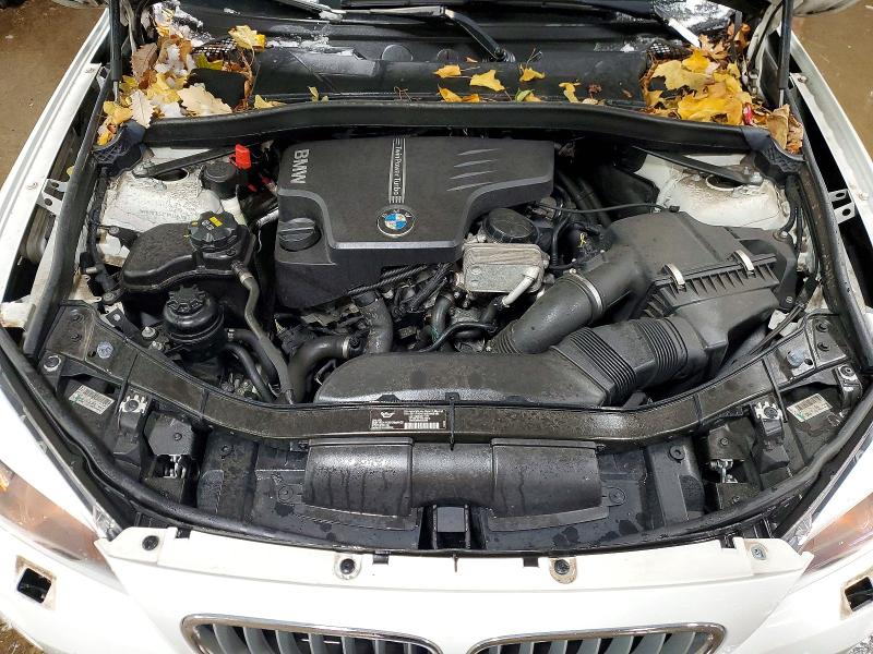 Photo 11 from auction – 2015 BMW X1 with VIN WBAVL1C54FVY33142