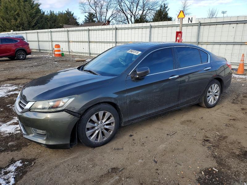 HONDA ACCORD 2013 with VIN 1HGCR2F82DA200598 - Photo from auction