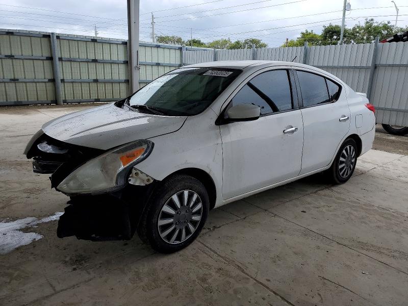 NISSAN VERSA S 2019 z numerem VIN 3N1CN7AP7KL832091 - Zdjęcie z aukcji