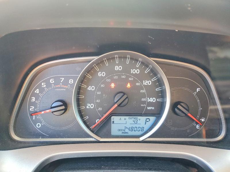 Photo 9 from auction – 2015 TOYOTA RAV4 with VIN JTMZFREV4FJ033987