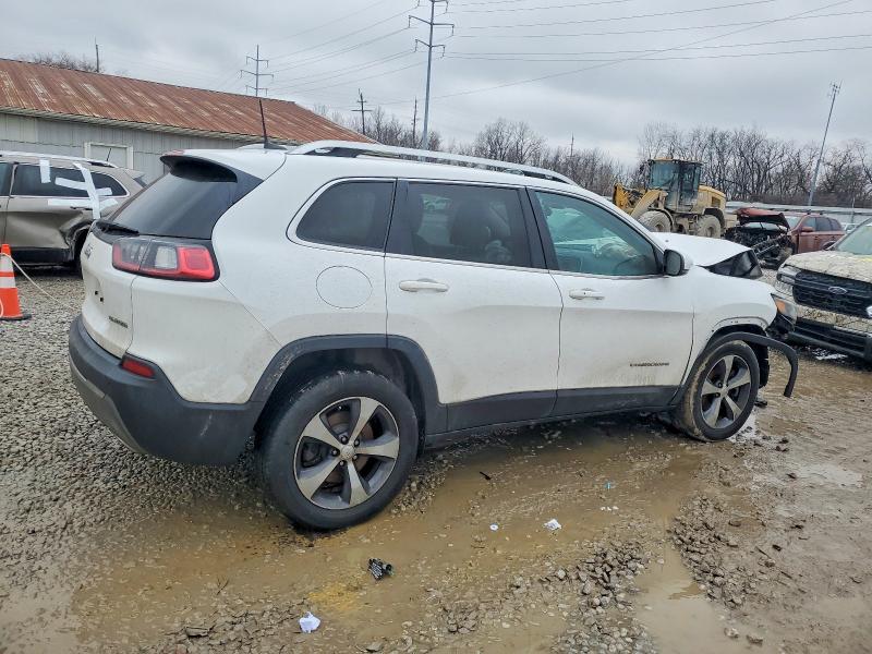 Photo 3 from auction – 2019 JEEP CHEROKEE with VIN 1C4PJMDN3KD245038