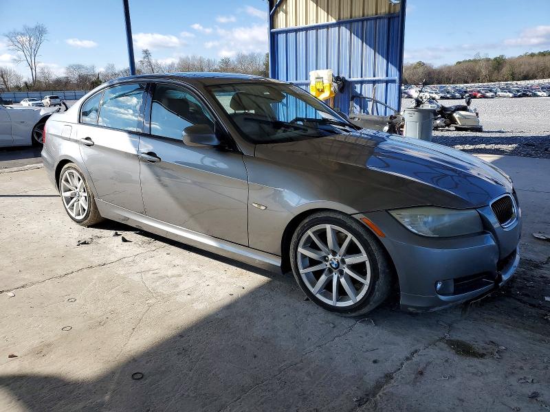 Photo 4 from auction – 2011 BMW 328 with VIN WBAPH7C53BE675335