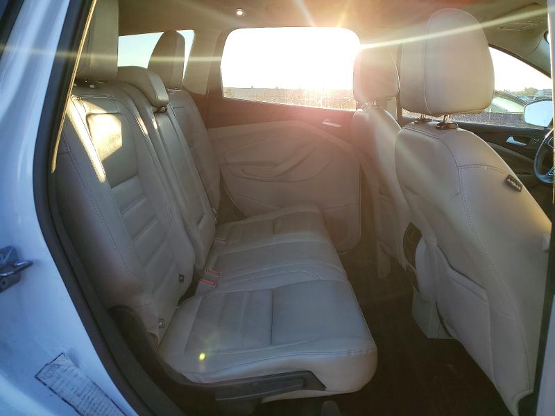 Photo 11 from auction – 2017 FORD ESCAPE SE with VIN 1FMCU9G92HUD96197