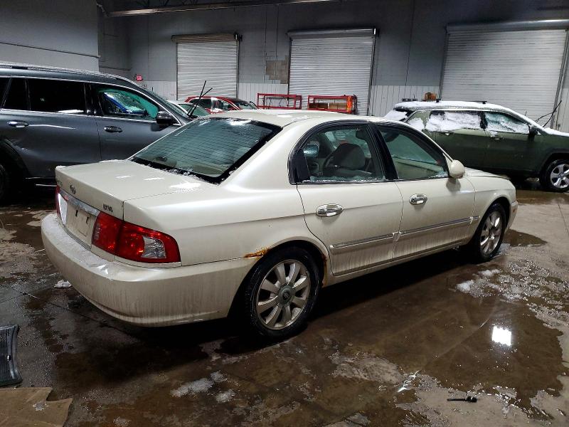 Photo 3 from auction – 2004 KIA OPTIMA LX with VIN KNAGD128245312998