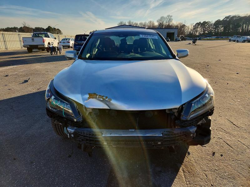 Photo 5 from auction – 2013 HONDA ACCORD with VIN 1HGCR2F8XDA223109