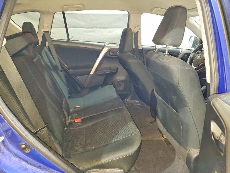 Photo 11 from auction – 2015 TOYOTA RAV4 LE with VIN 2T3BFREVXFW346352