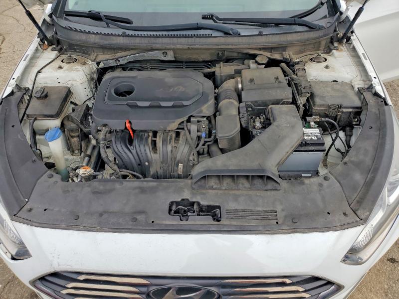 Photo 11 from auction – 2019 HYUNDAI SONATA SE with VIN 5NPE24AF2KH768207
