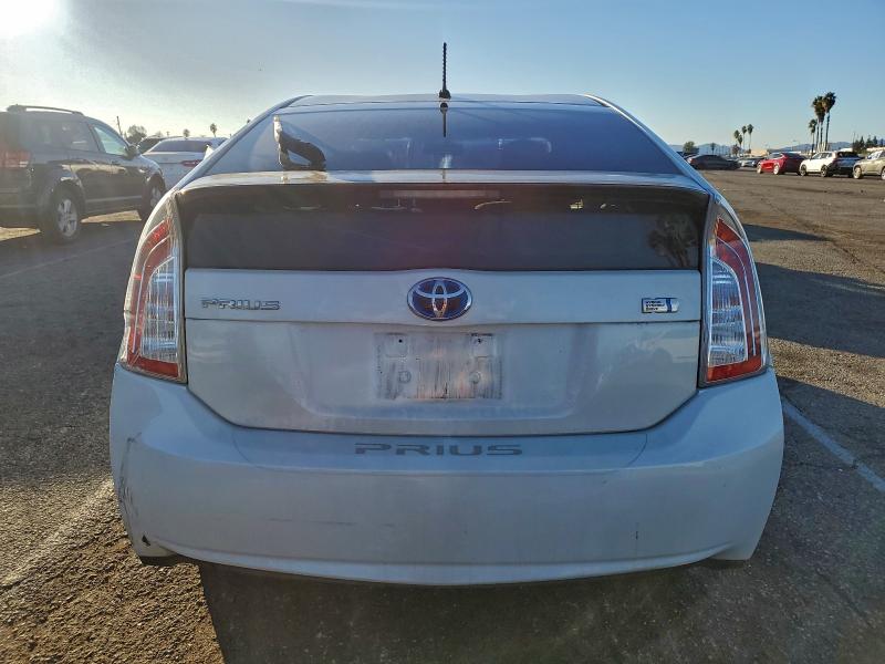 Photo 6 from auction – 2014 TOYOTA PRIUS with VIN JTDKN3DU5E1767739