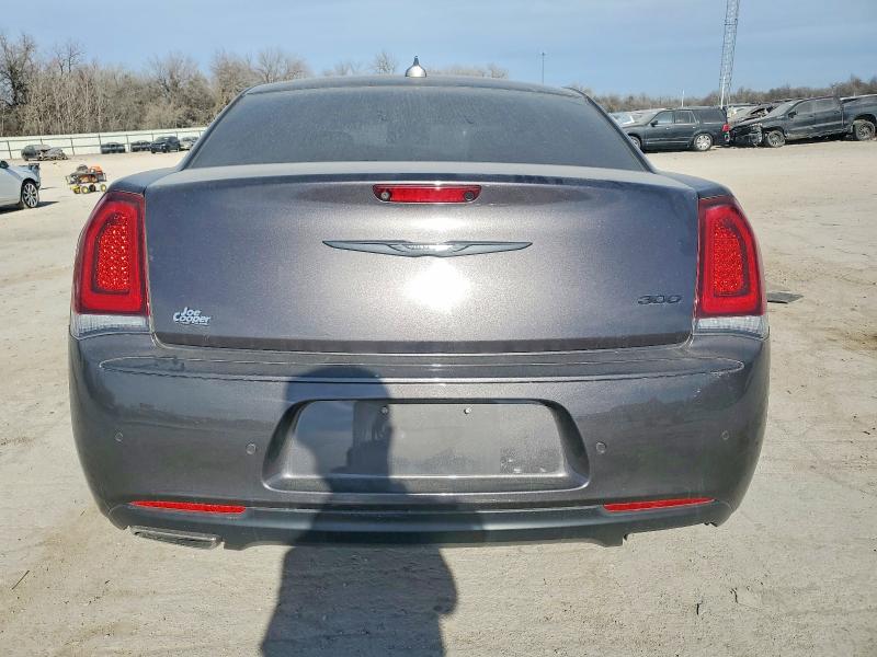 Zdjęcie 6 z aukcji – 2021 CHRYSLER 300 z VIN 2C3CCAAG4MH680125